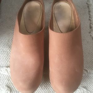 Bryr Chloe Clogs